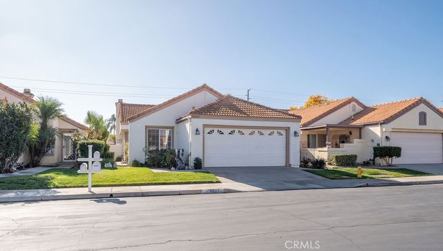 $419,900 | 28297 Valombrosa Drive | Menifee Lakes Coutry Club