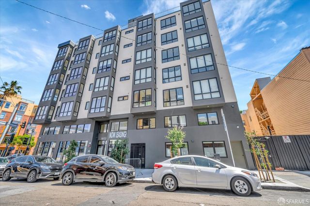 $3,900 | 1603 15th Street, Unit 302 | Inner Mission