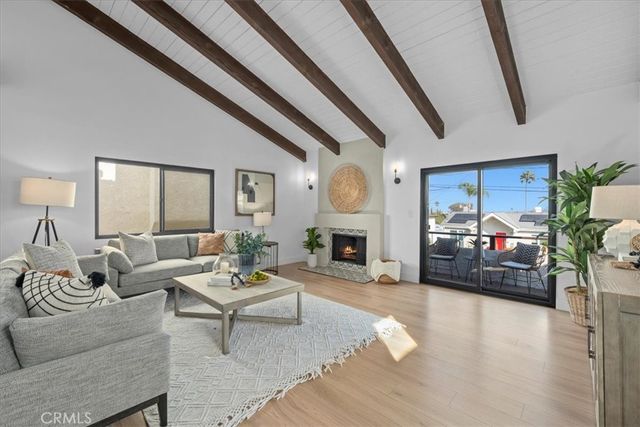 $1,685,000 | 1121 Stanford Avenue | North Redondo Beach