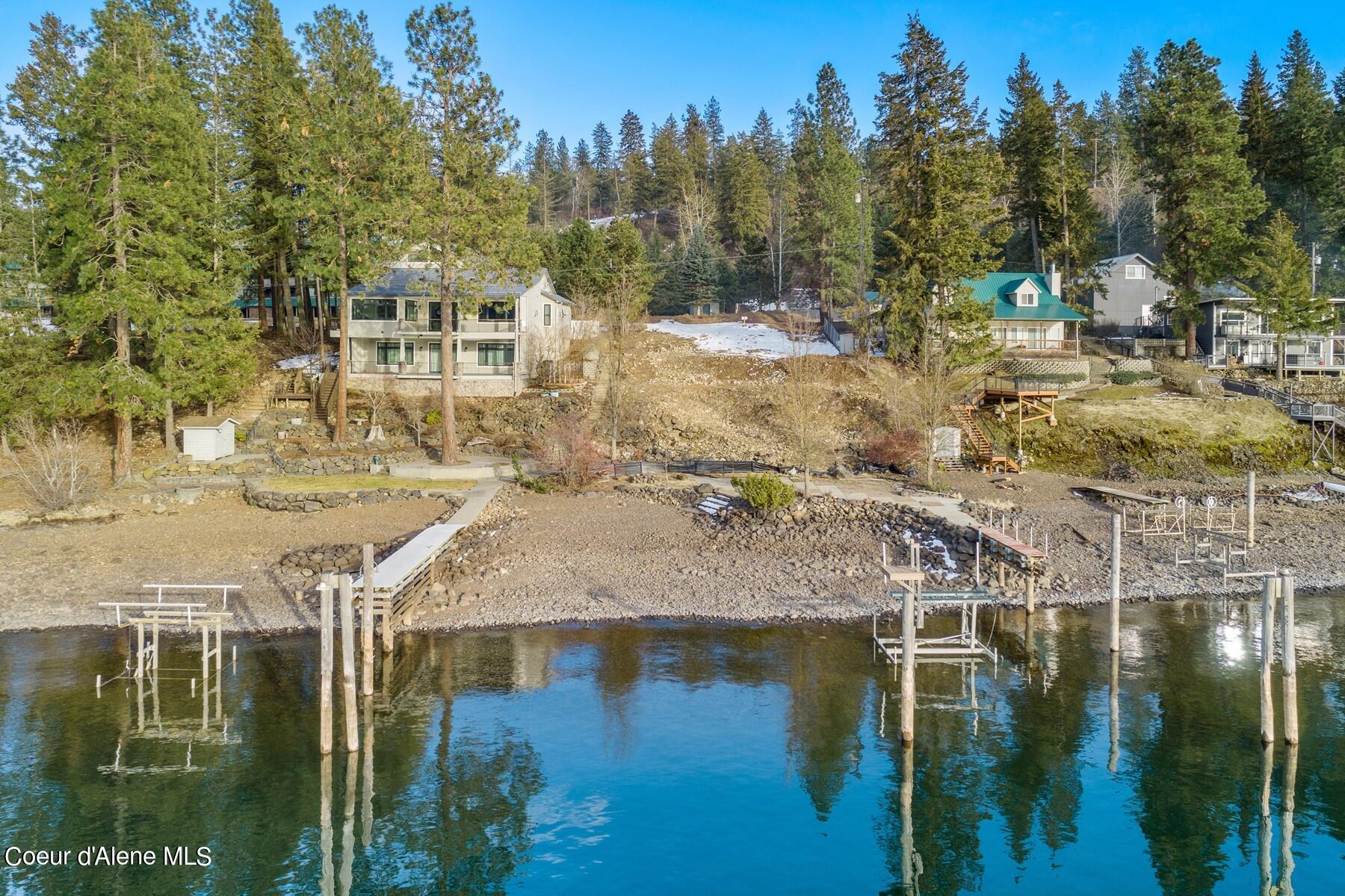 Prime Waterfront Homesite