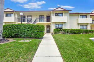 $278,000 | 3307 Lucerne Park Drive | Greenacres