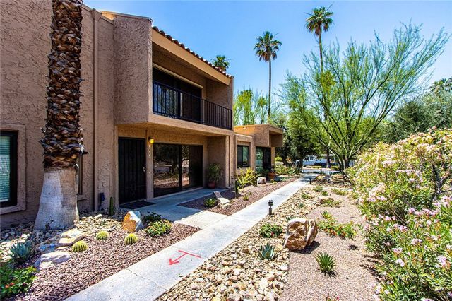 $3,200 | 5884 Los Santos Drive | Palm Springs South End