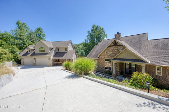 $2,695,000 | 1303 Big Creek Road