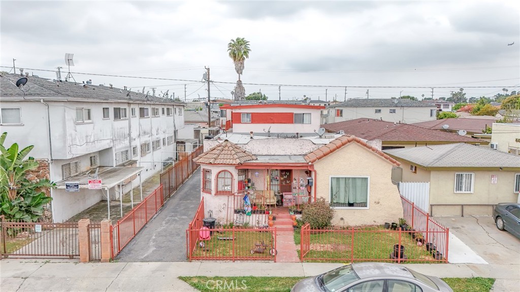 a view of a house with roof deck