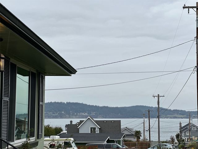 $699,000 | 1043 Scenic Avenue | Camano