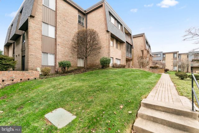 $249,500 | 33 Stonehenge Circle, Unit 3311 | Pikesville