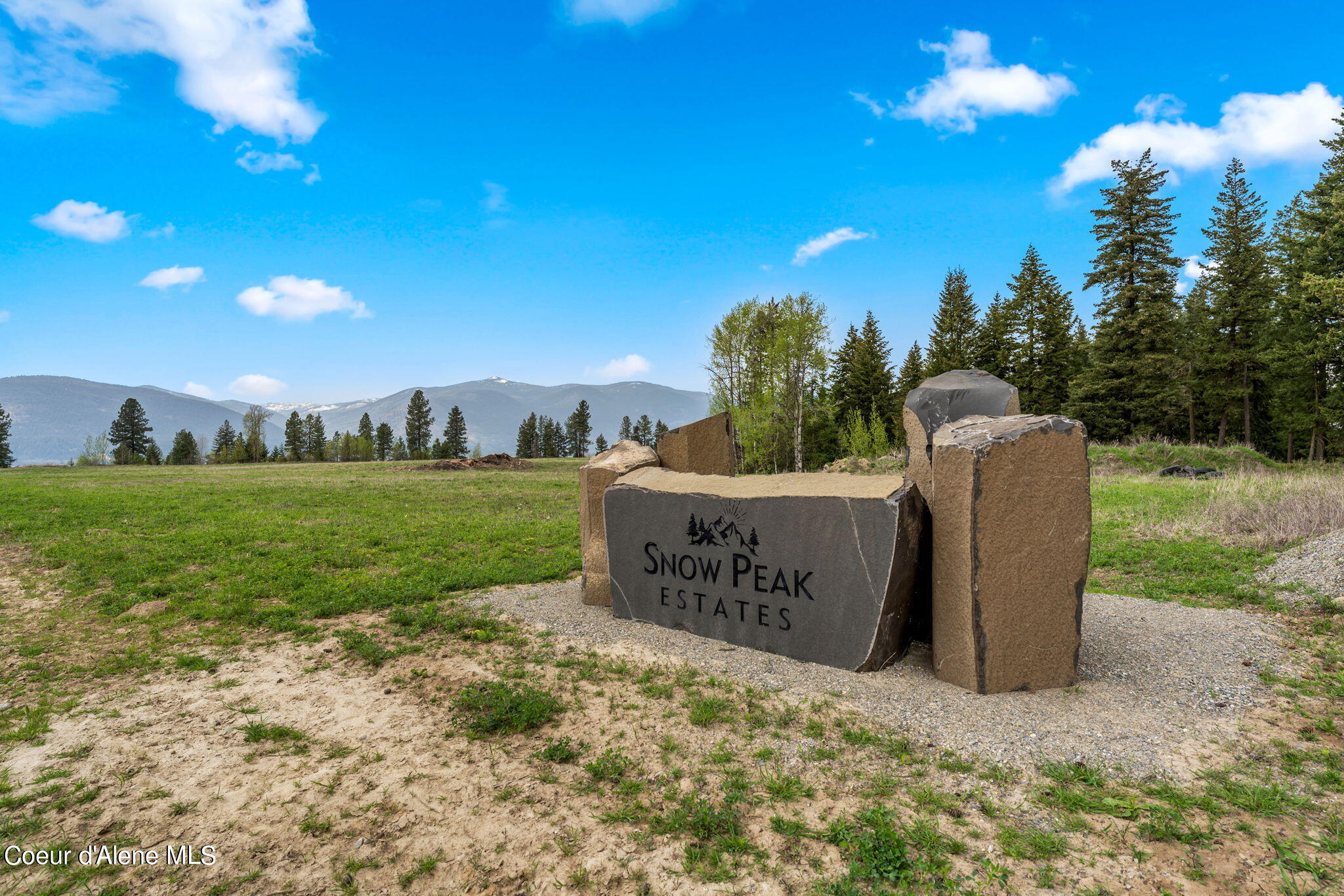 Snow Peak Estates