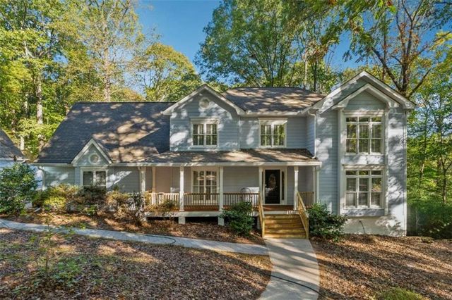 $654,700 | 4715 Creek Wood Drive