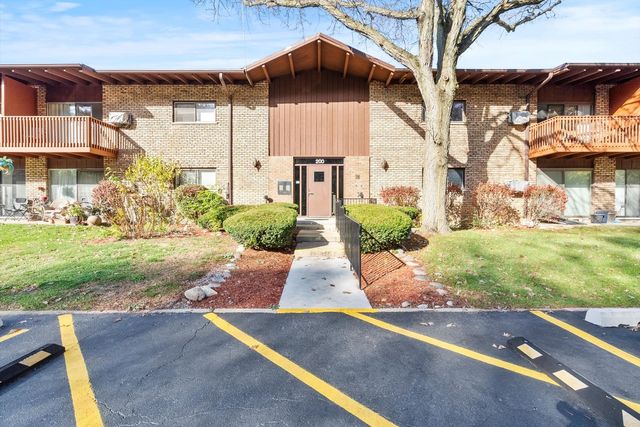 $249,000 | 200 Willow Lane, Unit C119 | Willow Springs