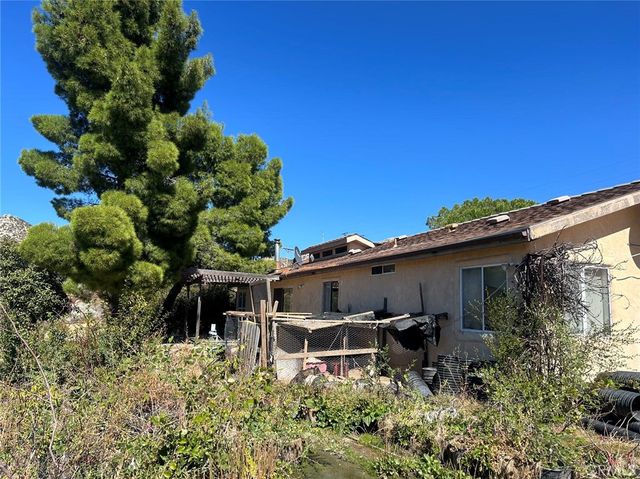 $500,000 | 3001 Rancho Chimney Rock Road