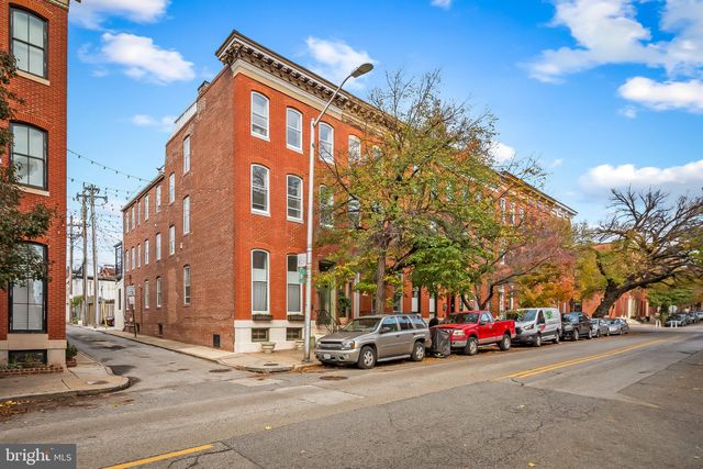 $950,000 | 2112 East Pratt Street | Butcher's Hill