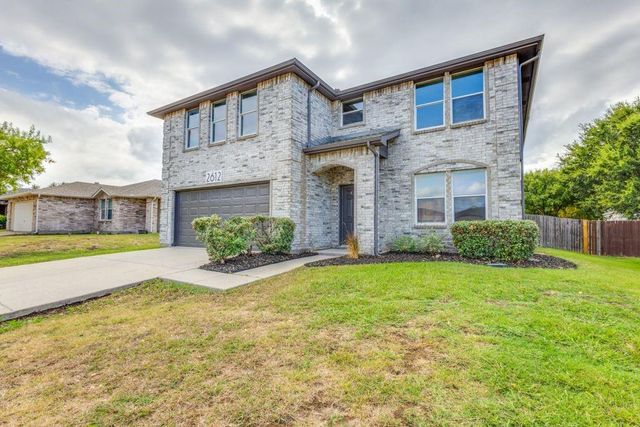 $484,900 | 2612 South Wavecrest Court | Little Elm