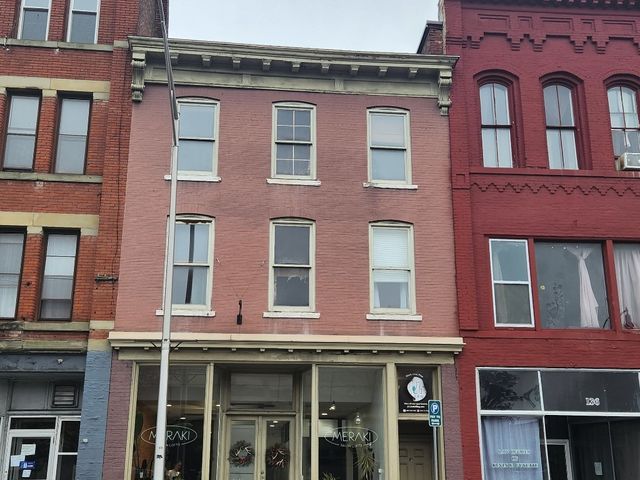 $624,000 | 138 Court Street | Court Street Historic District