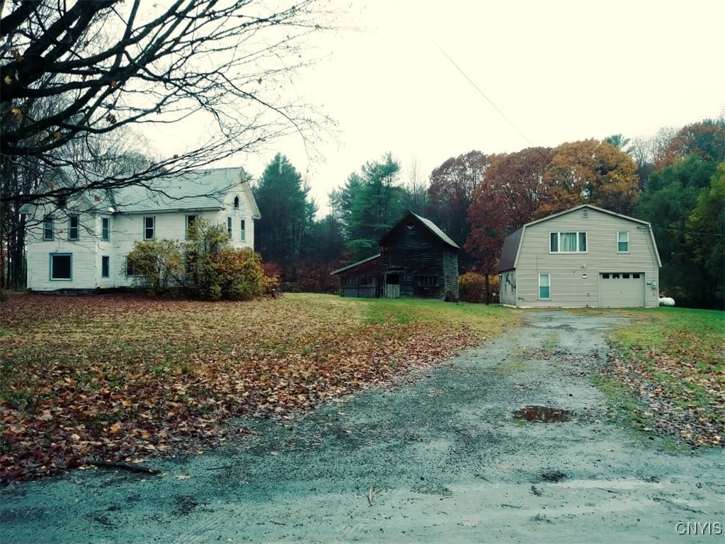 Farmhouse & Garage apartment