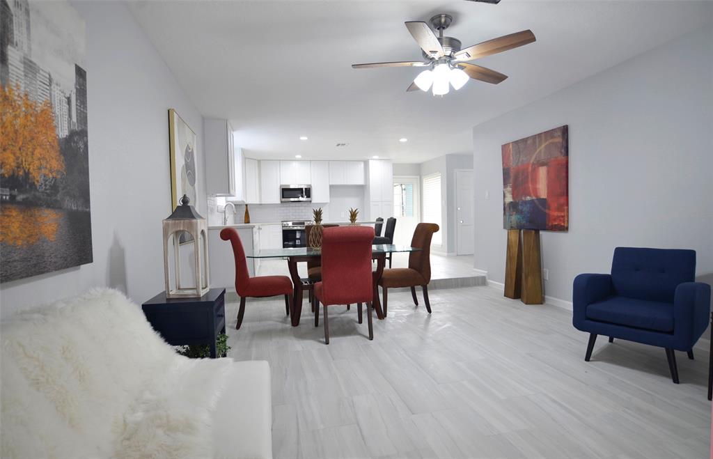 Family Room / Dining Area