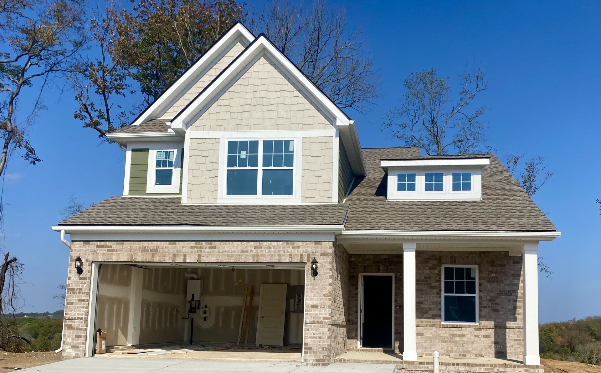 a house view with a outdoor space