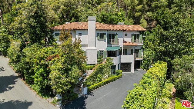 $7,200,000 | 10685 Somma Way | Bel Air-Holmby Hills