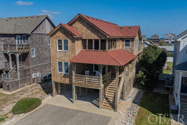 $1,250,000 | 3519 South Memorial Avenue | Nags Head