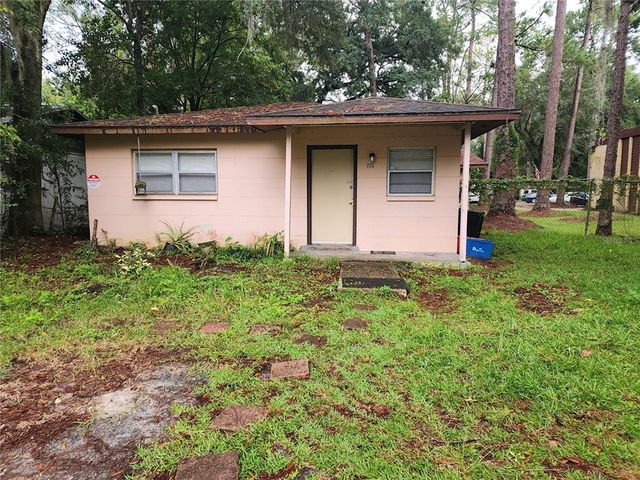 $1,100 | 225 Northwest 21st Avenue | Gainesville