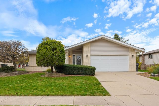 $425,000 | 8624 Wheeler Drive | Orland Park