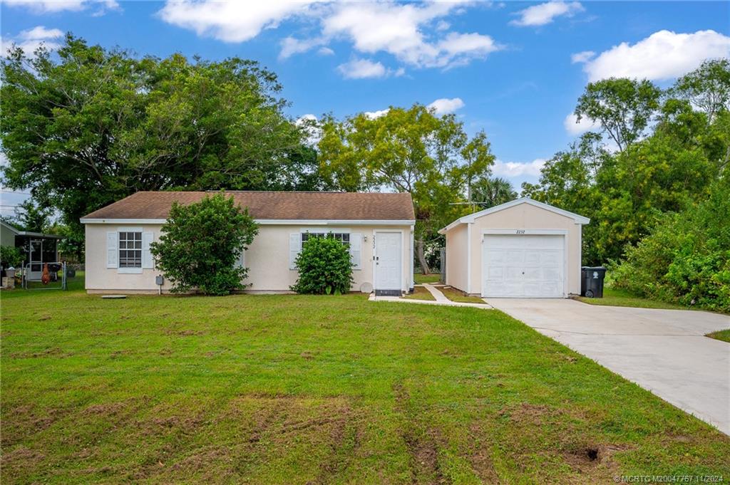 Detached Garage