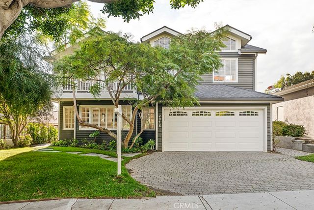 $3,988,000 | 2016 Navy Street | Santa Monica