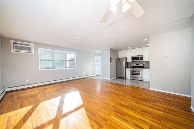 $3,000 | 54 Chestnut Street, Unit 2 | Weehawken