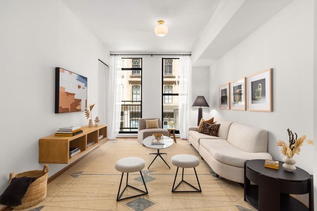 $1,595,000 | 71 Reade Street, Unit 2A | TriBeCa