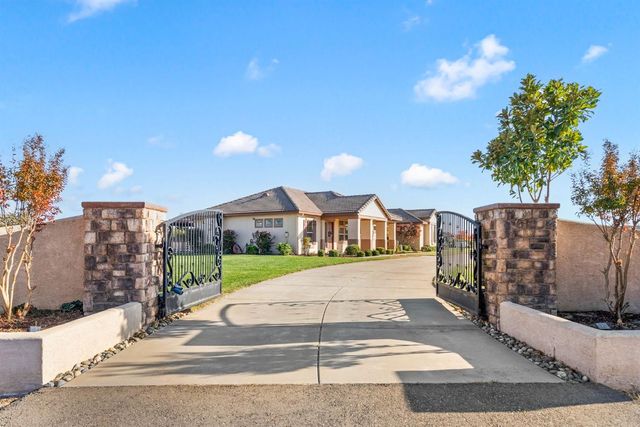 $1,199,000 | 13001 Barbaro Court | Wilton