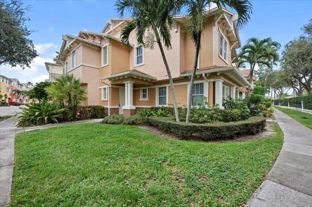 $353,500 | 450 Amador Lane, Unit 1 | West Palm Beach