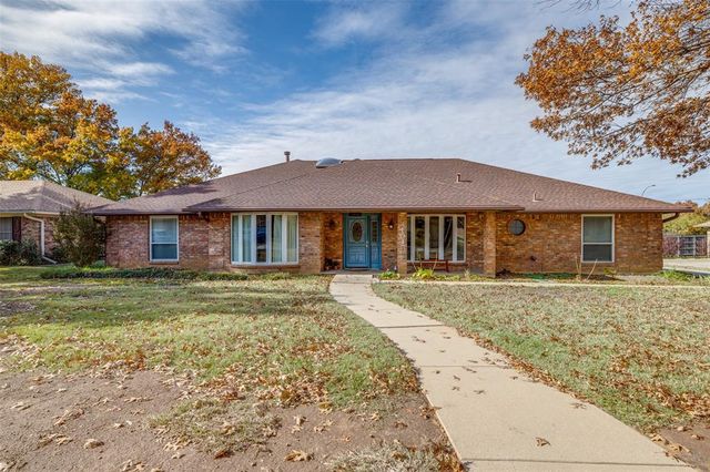 $375,000 | 3104 Avon Drive | Southwest Central Arlington