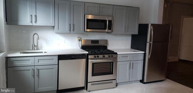 $2,400 | 1304 Walnut Street, Unit 3 | Washington Square West