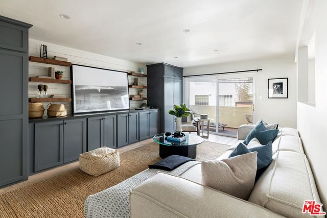 $995,000 | 1333 Yale Street, Unit 8 | Santa Monica