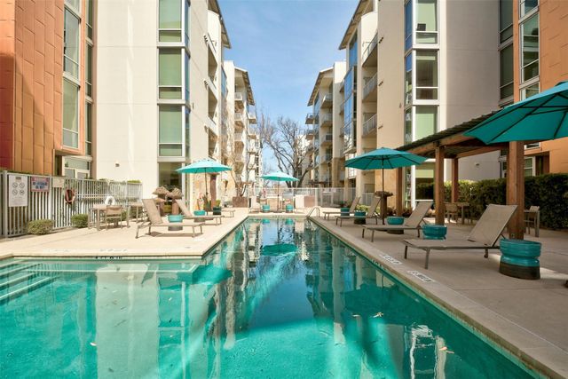 $699,000 | 1600 Barton Springs Road, Unit 5305 | Zilker