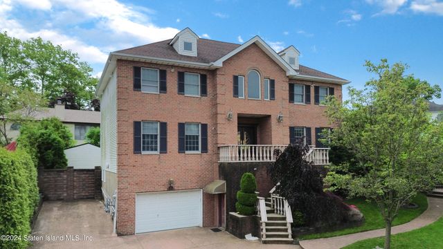 $1,499,000 | 25 Aviva Court | Tottenville