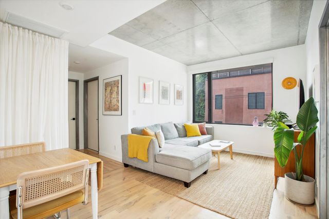 $5,675 | 264 Pacific Street, Unit 2D | Cobble Hill