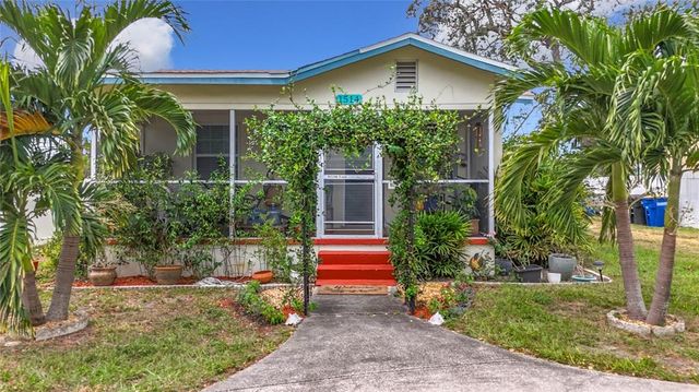 $429,000 | 1514 Sadlon Avenue | Clearwater