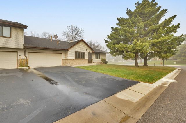 $285,000 | 8791 Goldenrod Lane North | Maple Grove