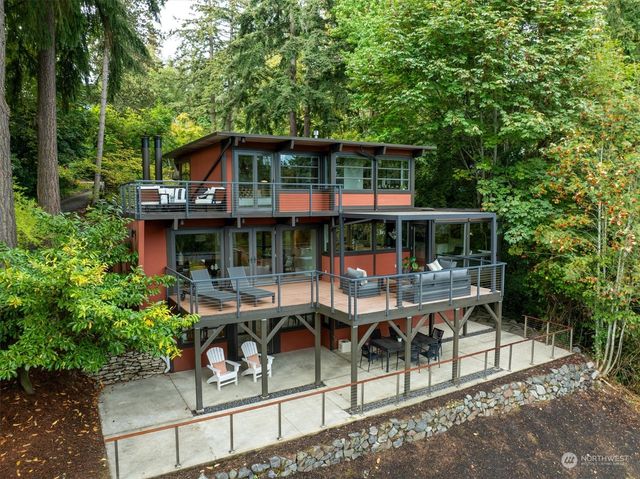 $2,298,000 | 9306 Southeast Se 72nd Street | South End