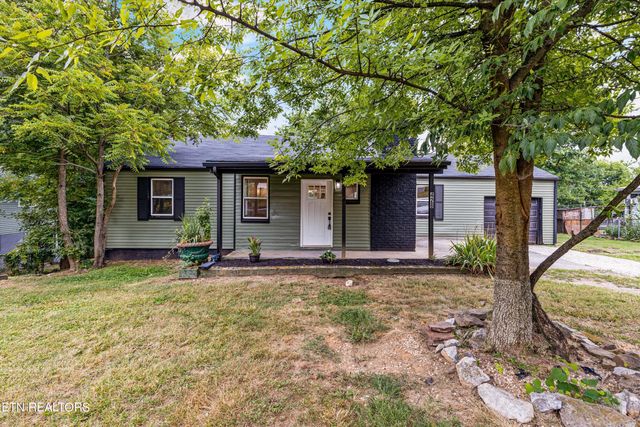 $335,000 | 428 Chickamauga Avenue | Linwood