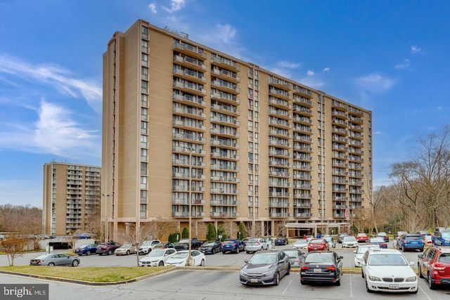 $225,000 | 6100 Westchester Park Drive, Unit 1211 | The Towers at Westchester Park