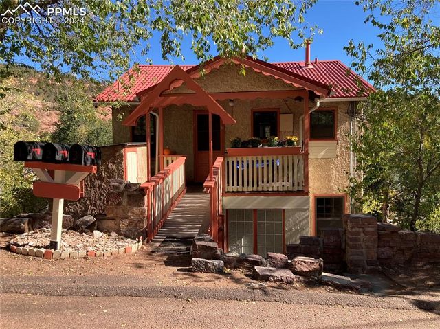 $630,000 | 136 Cave Avenue | Manitou Springs