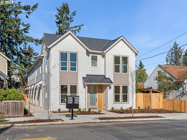 $329,900 | 2509 Northeast Killingsworth Street, Unit 6 | Concordia