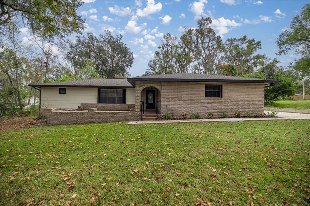 $395,000 | 4121 Southwest 6th Avenue | Southwest Ocala