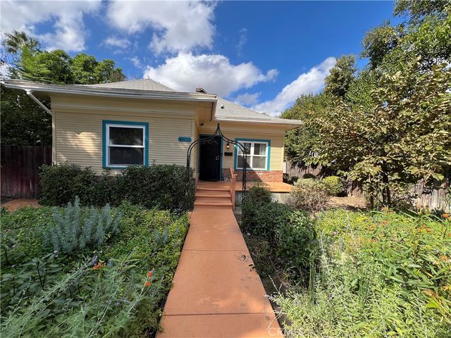 $3,250 | 4073 Cedar Street | Downtown Riverside