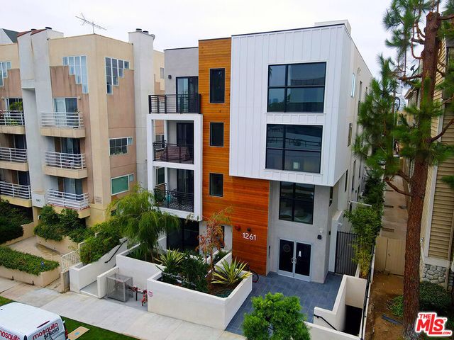 $4,990 | 1261 Stoner Avenue, Unit 202 | West Los Angeles