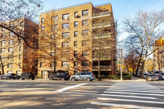 $260,000 | 6495 Broadway, Unit 3U | North Riverdale