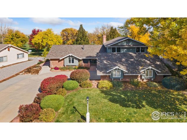 $924,900 | 6030 Fox Hill Drive | Kensington