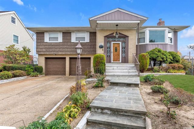 $1,628,888 | 26-41 202nd Street | Auburndale