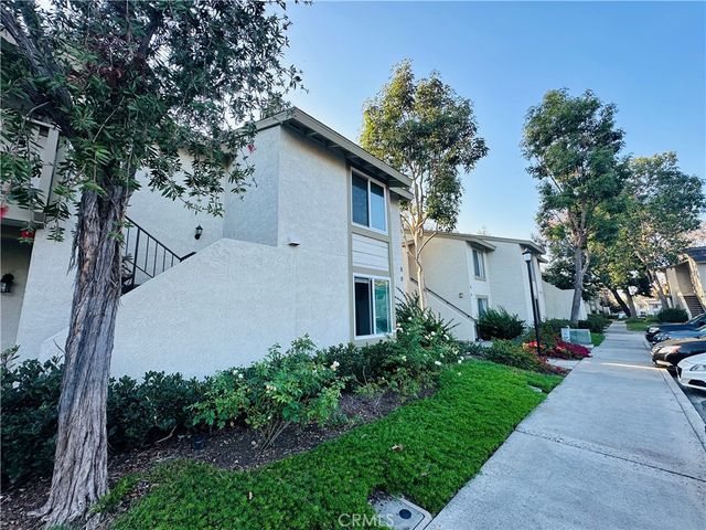 $439,000 | 23321 La Glorieta, Unit 101 | North Mission Viejo